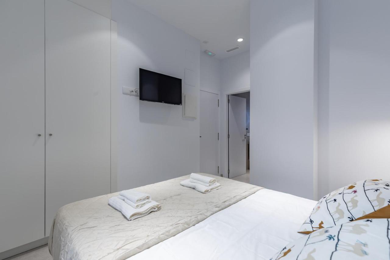 Room Close To City Centre Valência Exterior foto